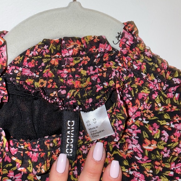 Floral Dress with Ruffles - Picture 5 of 5